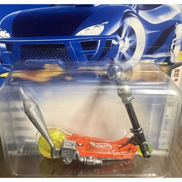 2001 Hot Wheels First Edition, Mo' Scoot, 33/36, Collector #045, Orange - Picture 2 of 7
